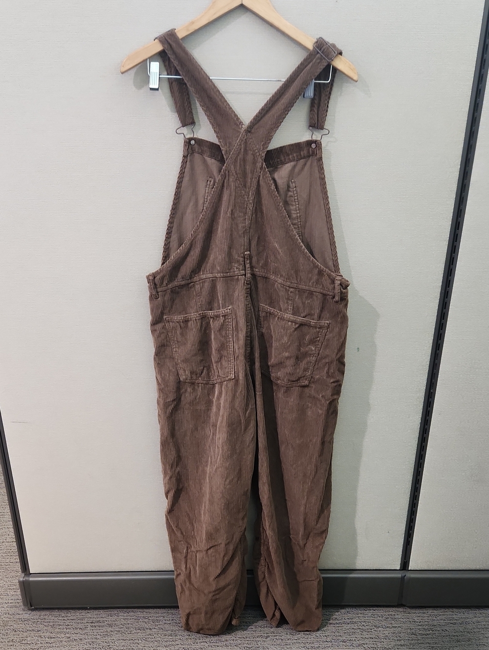 We The Free Ziggy Corduroy Overalls Size Medium - Picture 4 of 16